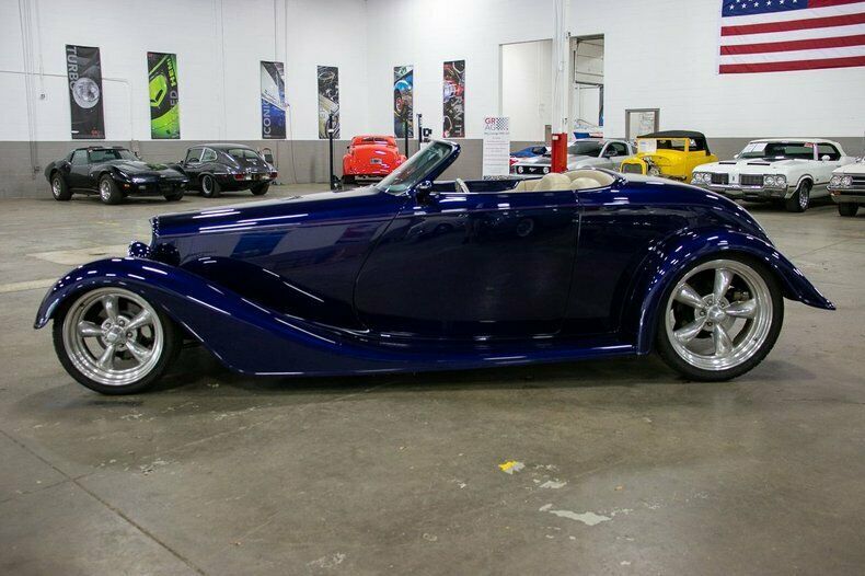 1933 Blue Ford Streetrod --