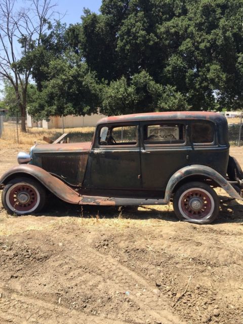 1933 blue Plymouth PD 4 door 4 door sedan