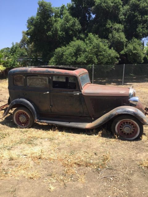 1933 blue Plymouth PD 4 door 4 door sedan
