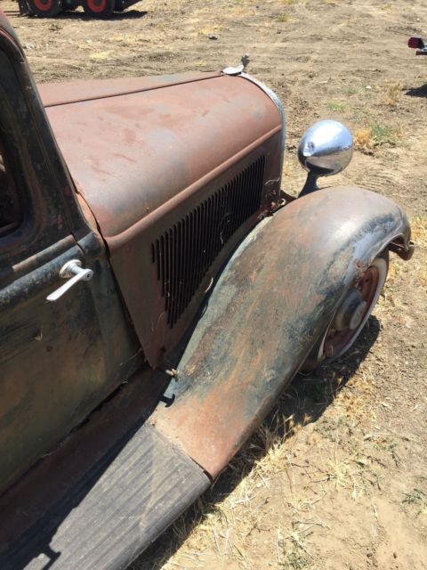 1933 blue Plymouth PD 4 door 4 door sedan
