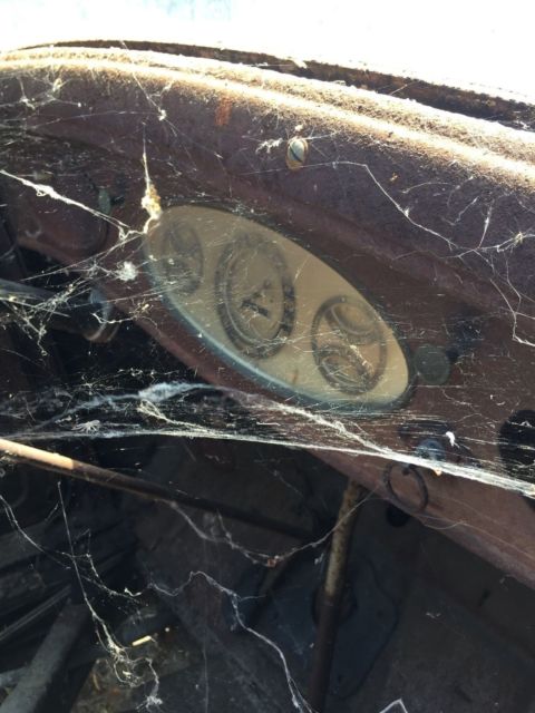 1933 blue Plymouth PD 4 door 4 door sedan