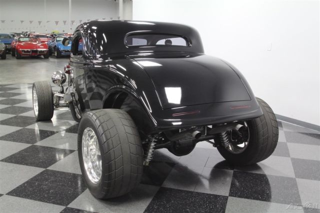 1933 Black Ford Coupe