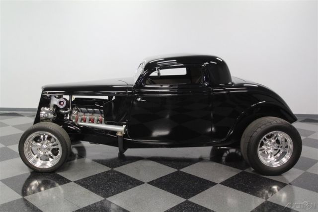 1933 Black Ford Coupe