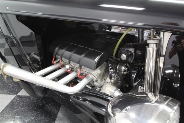 1933 Black Ford Coupe