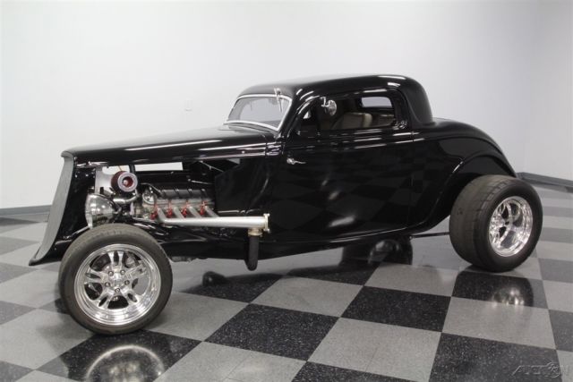 1933 Black Ford Coupe