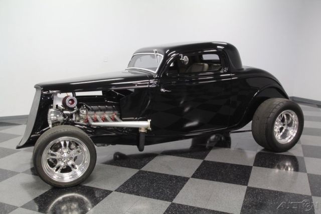1933 Black Ford Coupe
