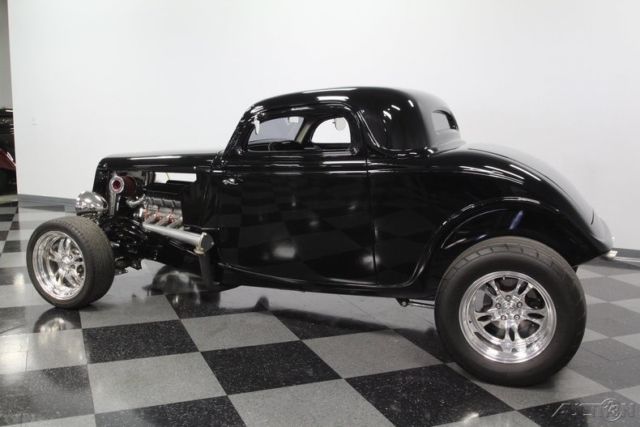 1933 Black Ford Coupe