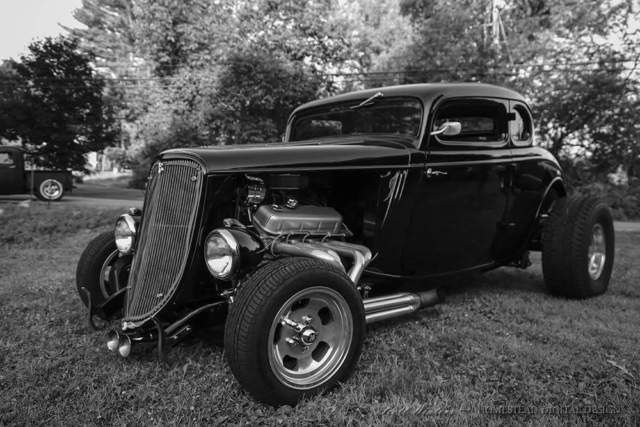 1933 Black Ford 5-window coupe