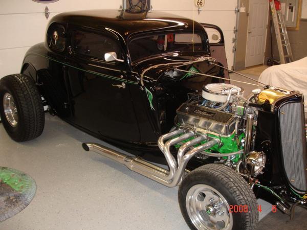 1933 Black Ford 5-window coupe