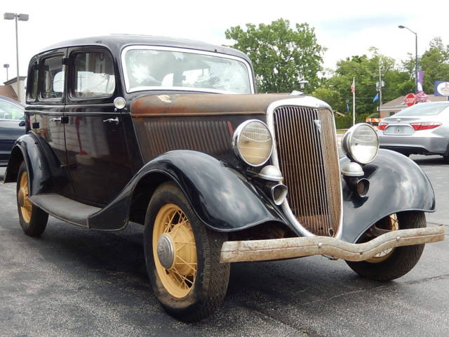 1934 Black Ford Model 40B Sedan