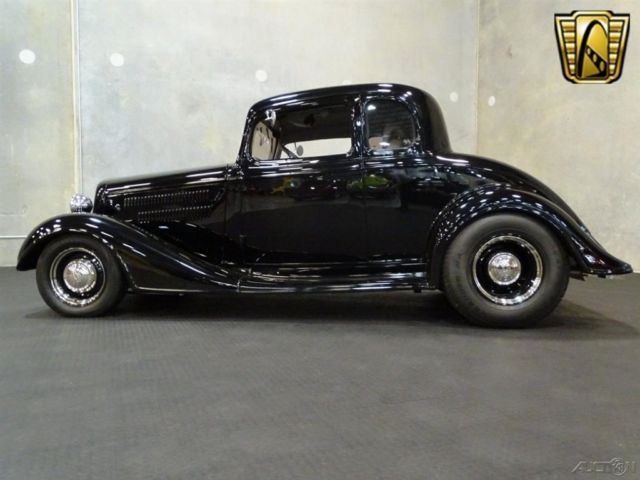 1934 Black Chevrolet Master