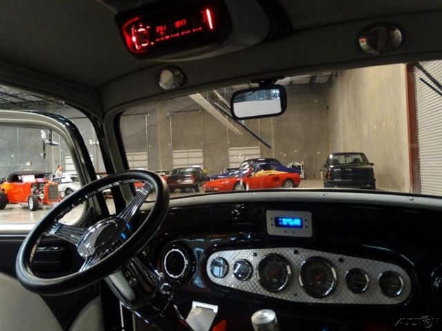 1934 Black Chevrolet Master