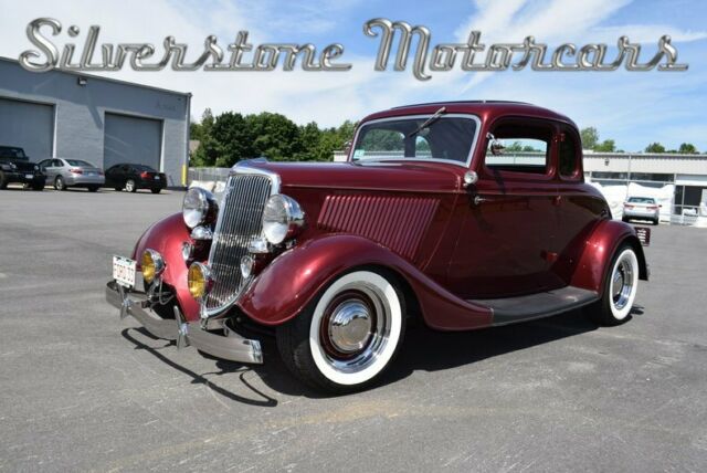 1934 Burgundy Ford 5 Window Coupe Coupe