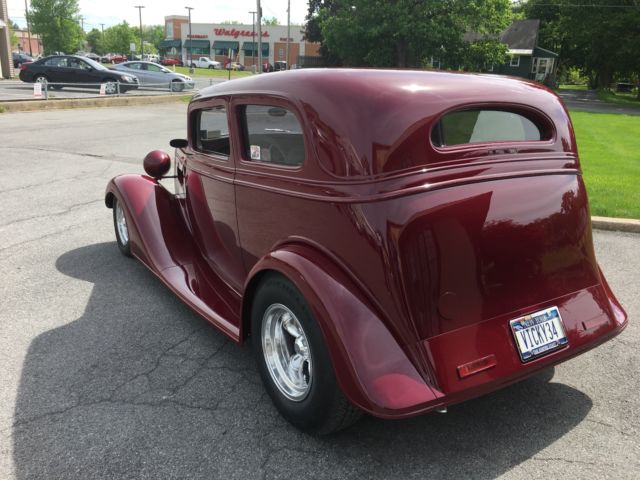 1934 Burgundy Chevrolet VICKY Vicky