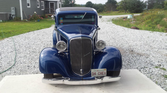 1934 dark blue Chevrolet Master steel