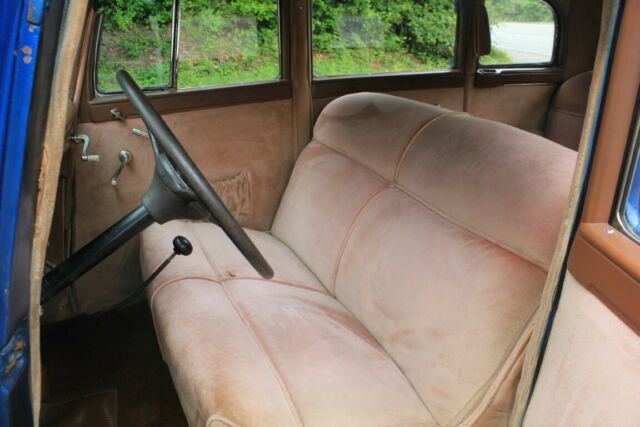 1934 Blue Chrysler CA