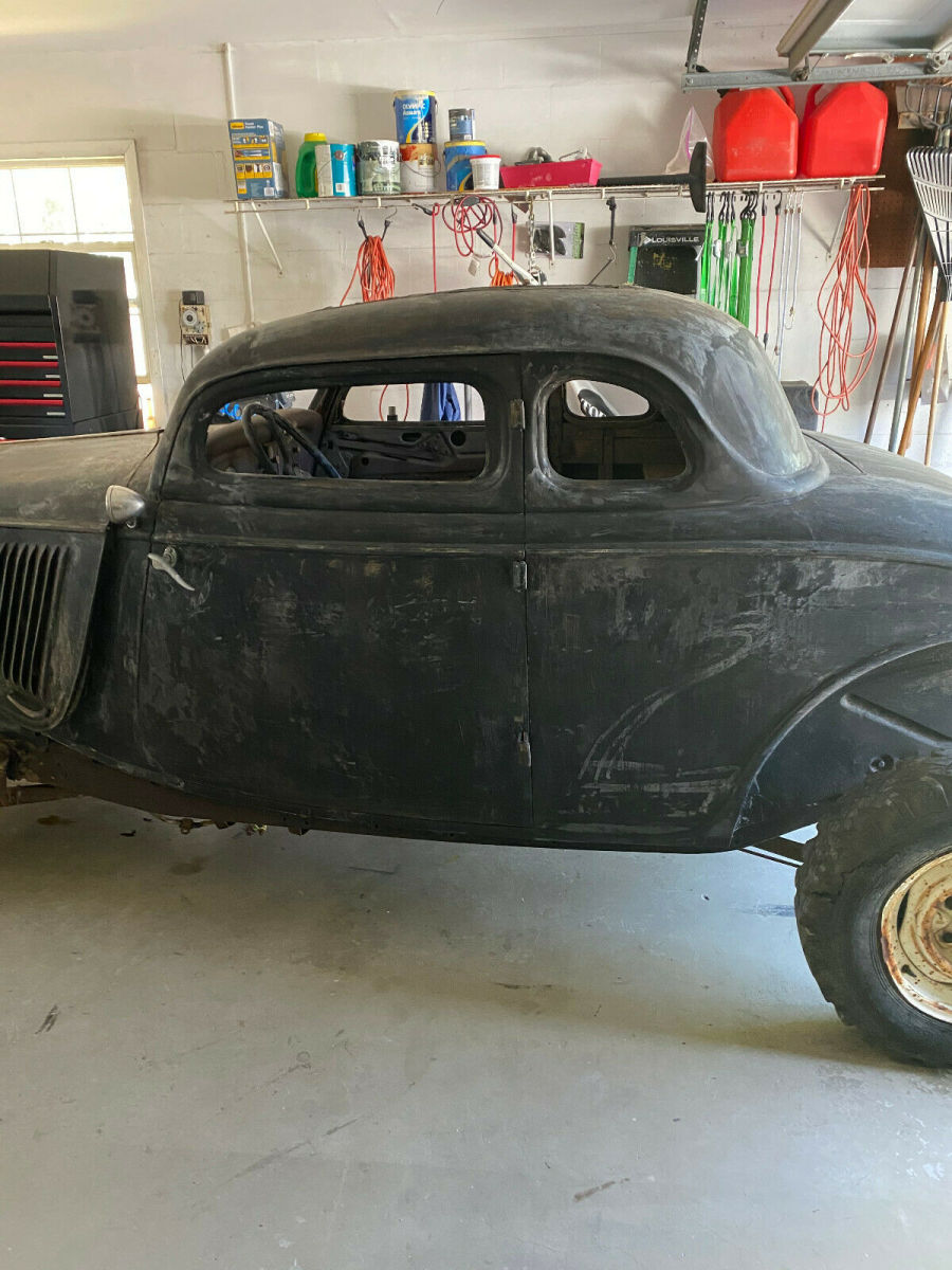 1934 Ford 5 Window 40B Coupe