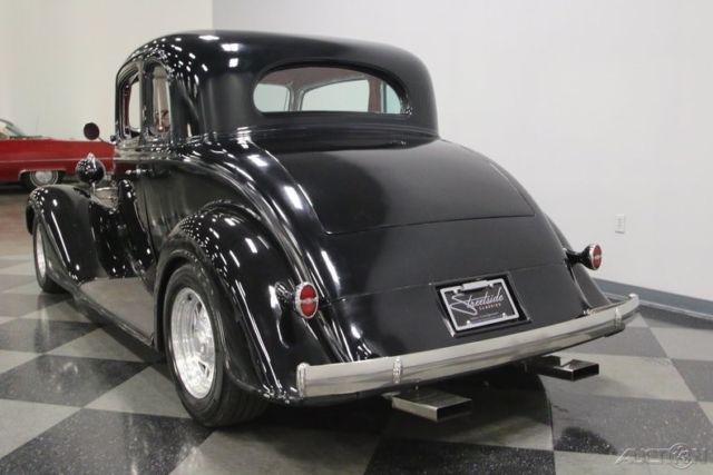 1934 Black Chevrolet 5 Window