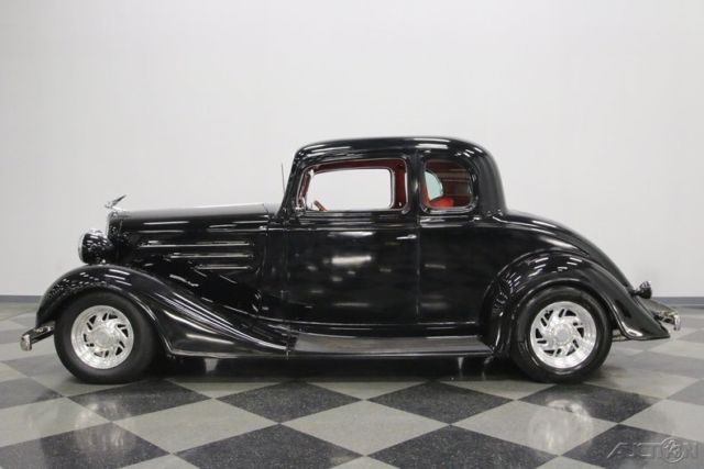 1934 Black Chevrolet 5 Window