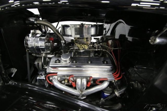 1934 Black Chevrolet 5 Window