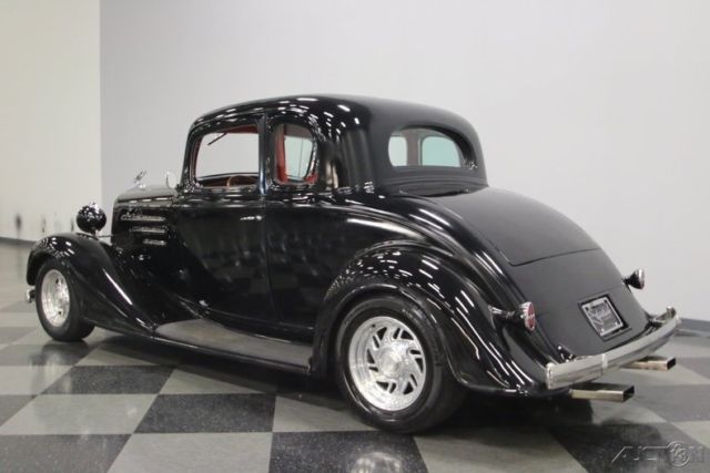 1934 Black Chevrolet 5 Window