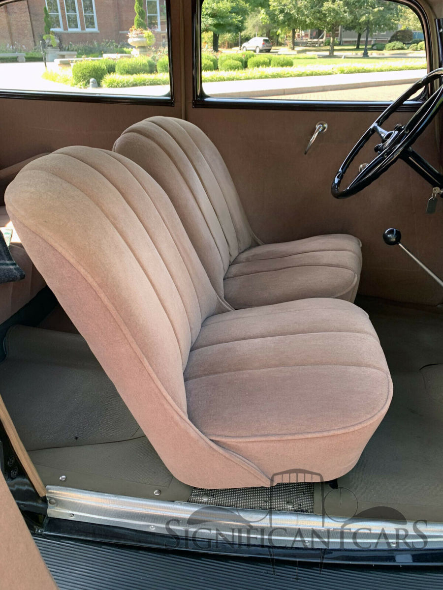 1934 Black Ford 2 Door Sedan