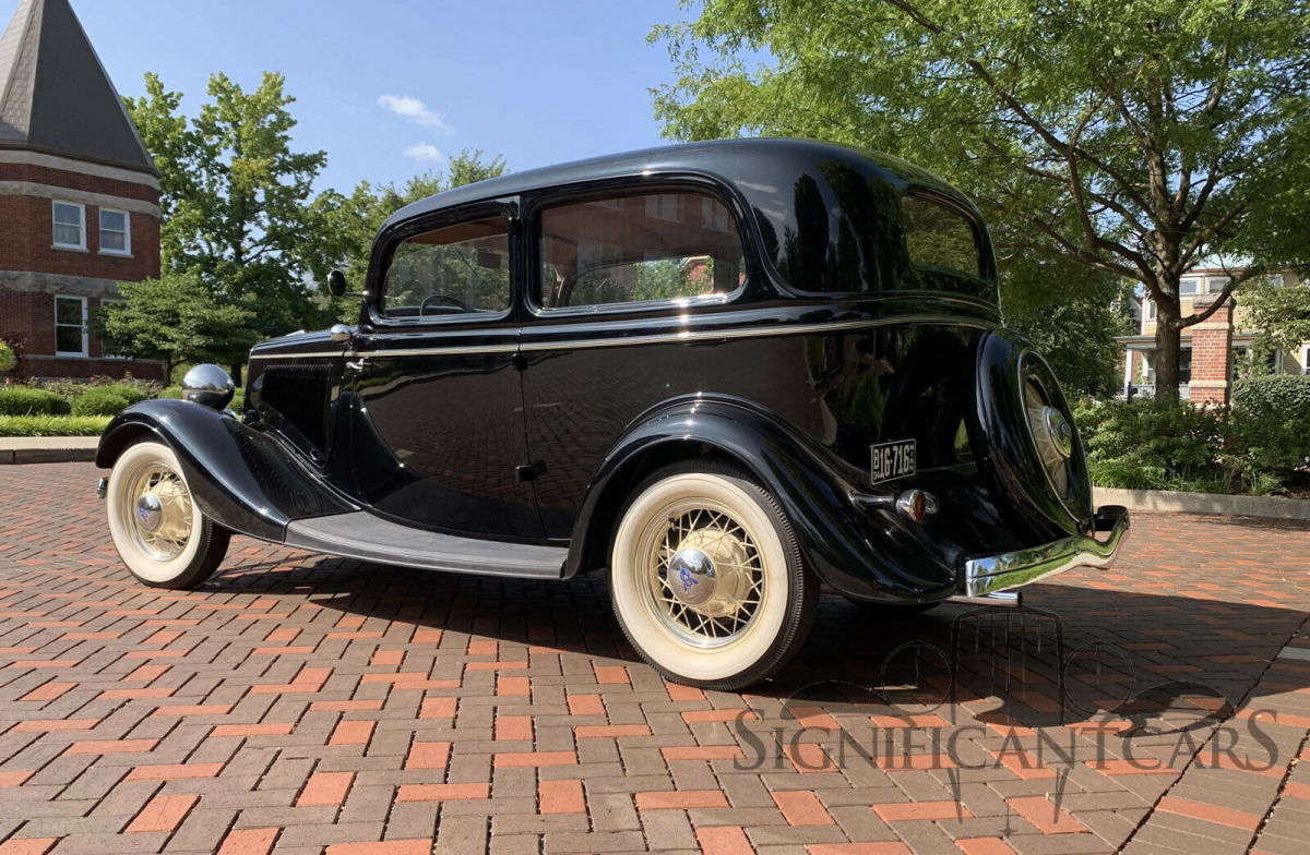 1934 Black Ford 2 Door Sedan