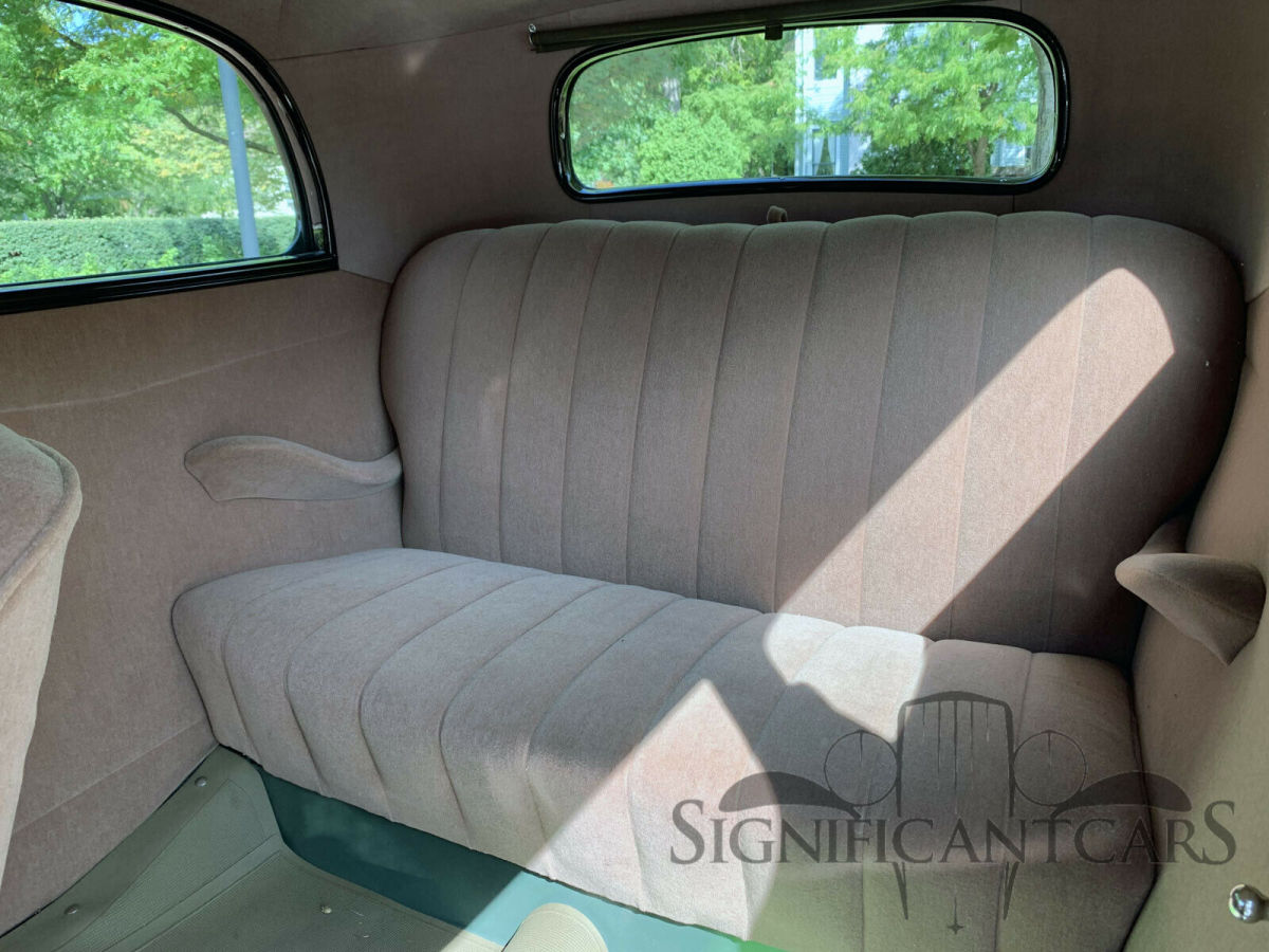 1934 Black Ford 2 Door Sedan