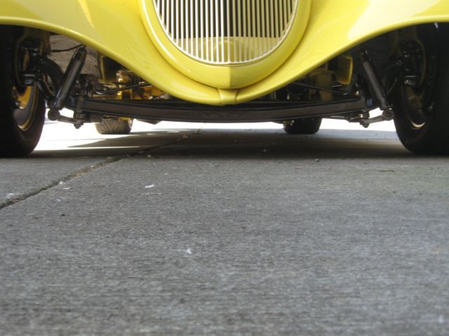 1934 black Ford 3w coupe
