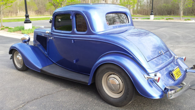 1934 ford french blue Ford 5-w coupe Coupe