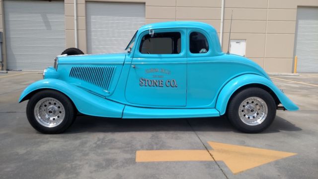1934 Beautiful teal blue Ford Coupe 5 Window Coupe