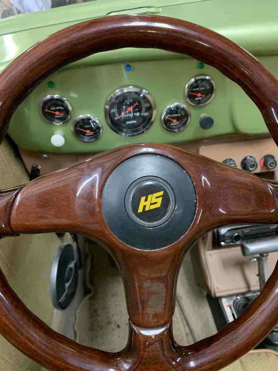 1934 Green Ford Cabriolet Coupe