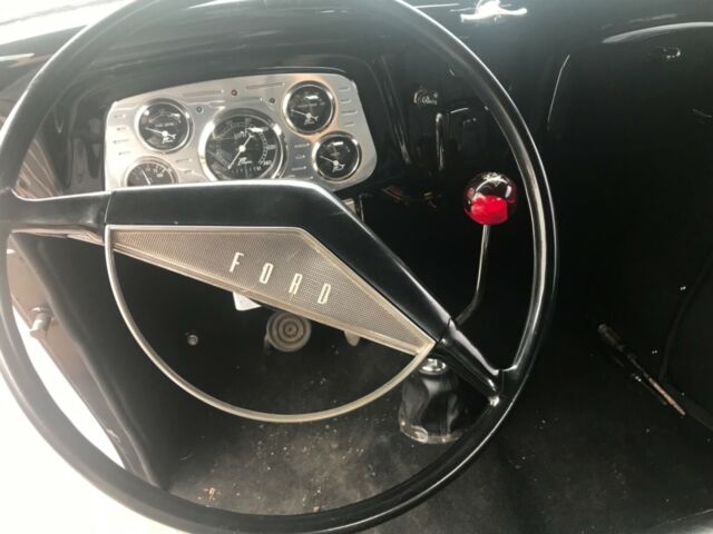 1934 Black Ford Coupu Coupe