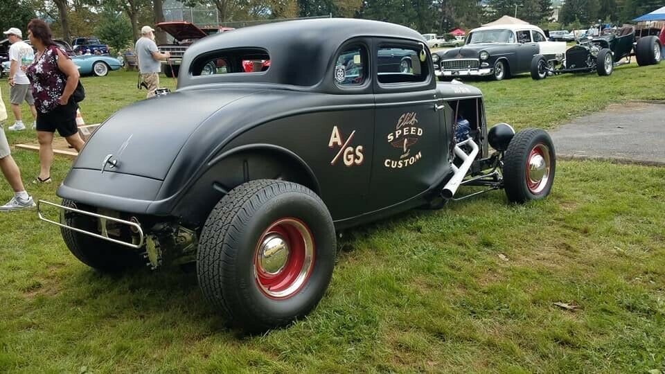 1934 Black Ford Model 40 Coupe