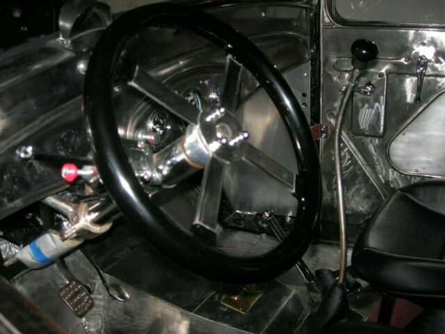 1934 Black Ford Hot Rod Cab & Chassis