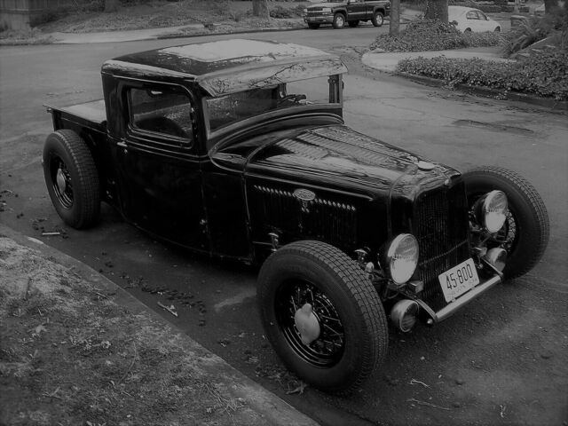 1934 Black Ford Hot Rod Cab & Chassis