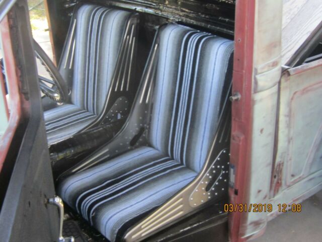 1934 Green Ford hot rod