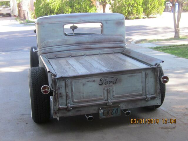 1934 Green Ford hot rod