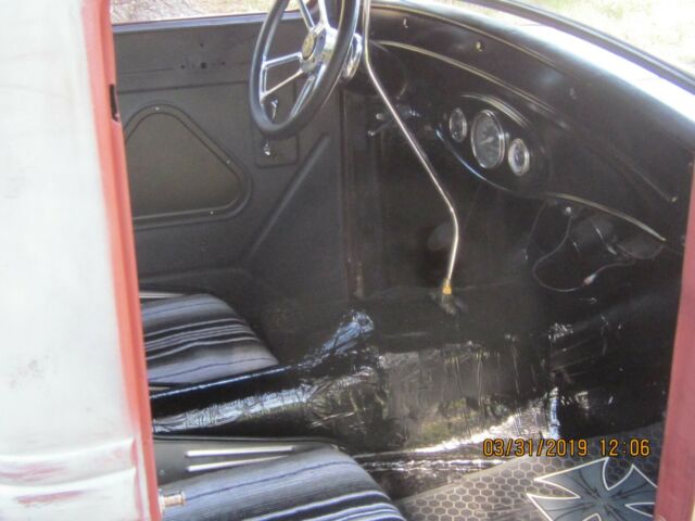 1934 Green Ford hot rod