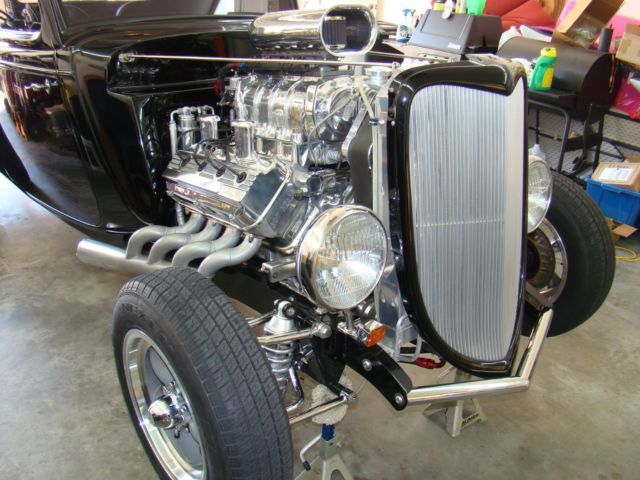 1934 Black Ford coupe Three Window