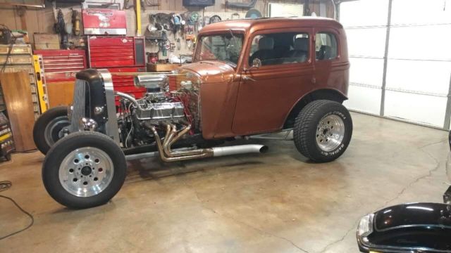 1934 Plymouth Custom