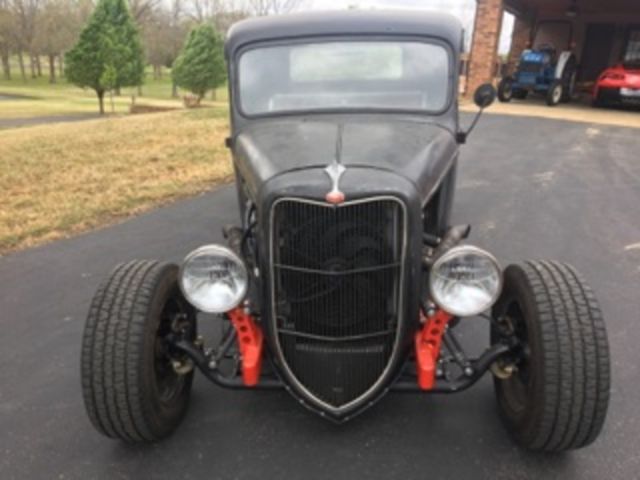 1935 Black Ford TRUCK