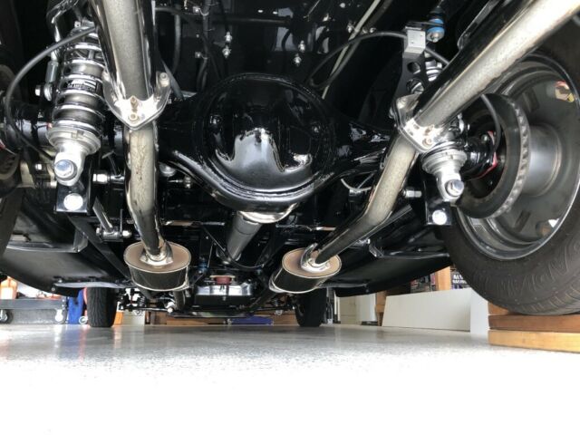 1935 BLACK GLOSS Chevrolet 2 DOOR OUTLAW BODY 2DR OUTLAW GLASS BODY