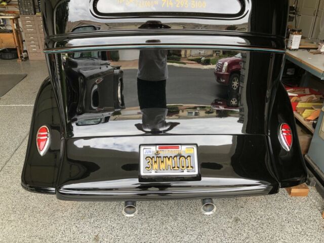 1935 BLACK GLOSS Chevrolet 2 DOOR OUTLAW BODY 2DR OUTLAW GLASS BODY