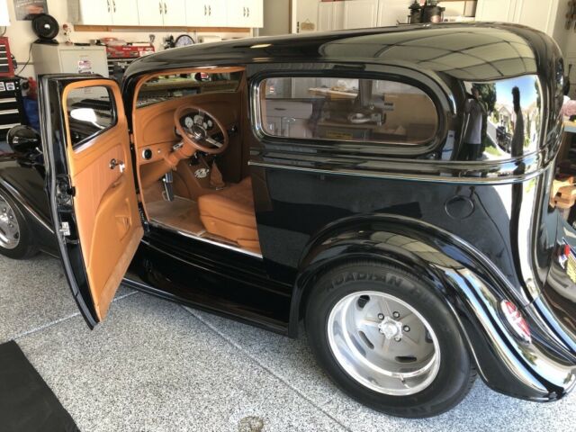 1935 BLACK GLOSS Chevrolet 2 DOOR OUTLAW BODY 2DR OUTLAW GLASS BODY