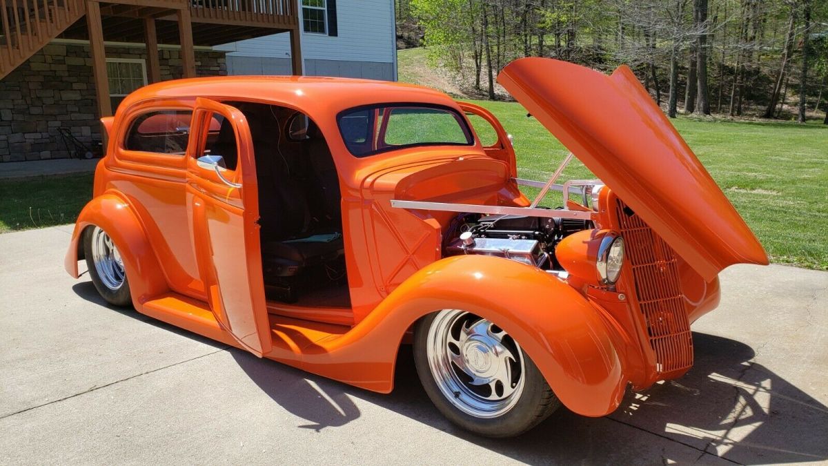 1935 Orange Ford sedan Sedan
