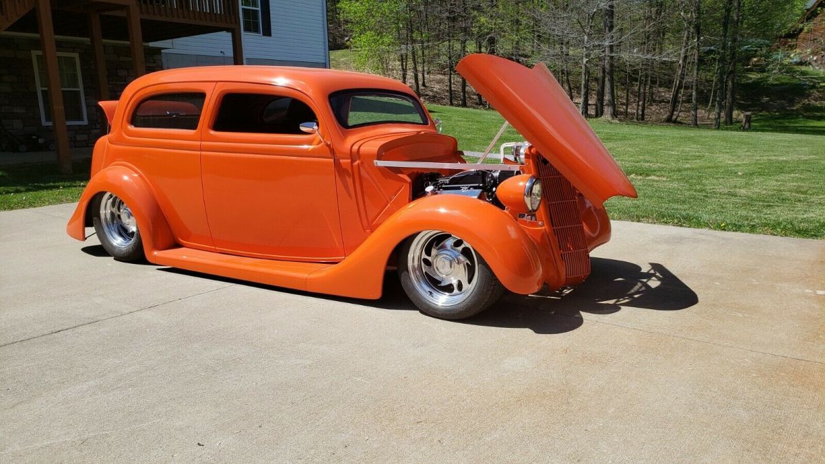 1935 Orange Ford sedan Sedan
