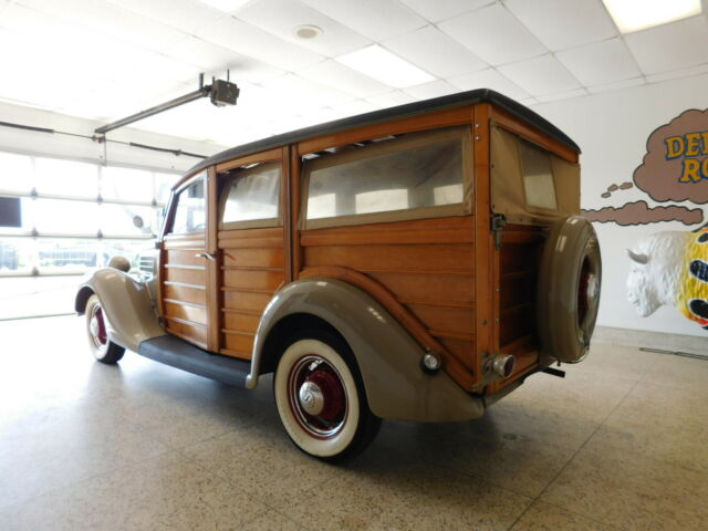 1935 Wood Ford 48 Woody Wagon Wagon