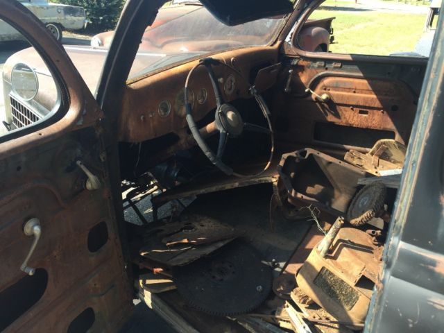 1935 Ford Coupe 5 window
