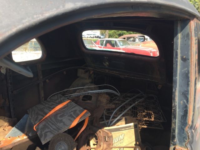 1935 Ford Coupe 5 window